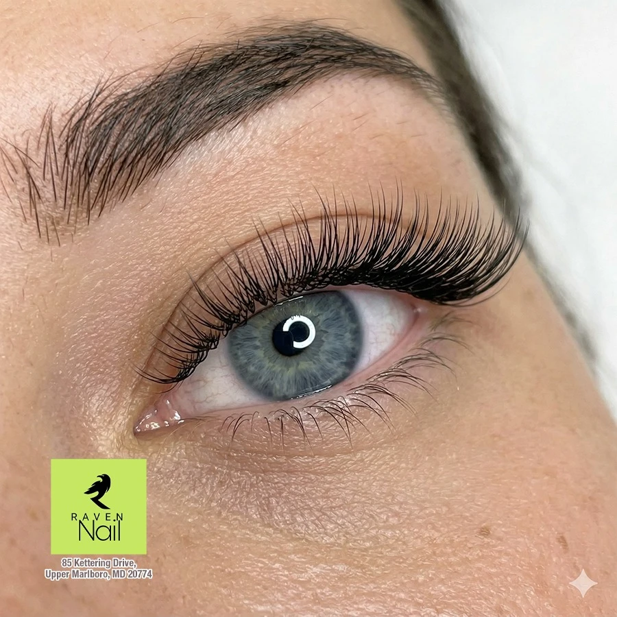 Eyelash Look